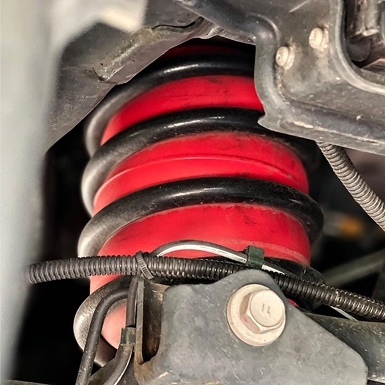 Installed Air Lift 1000 Red Bag